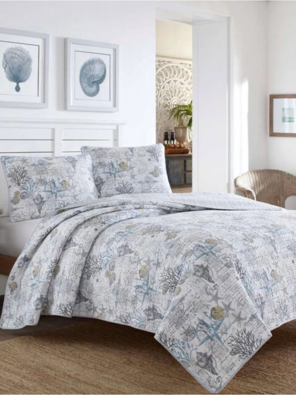 Coastal Print Quilt Set in Light Blue and White Tommy Bahama